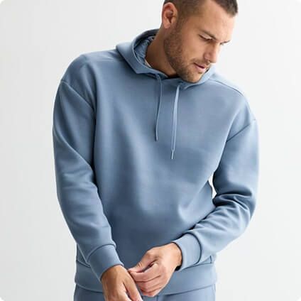 Hoodies & Sweatshirts