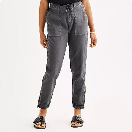 Woman wearing cargo pants