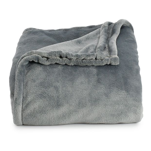 HOT* Kohl's: Big One Plush Throw Blankets Only $7.64 (Reg. $39.99!)