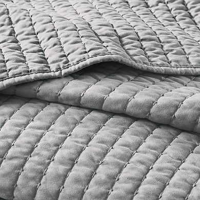 Madison Park Jaxson Quilt Set with Shams