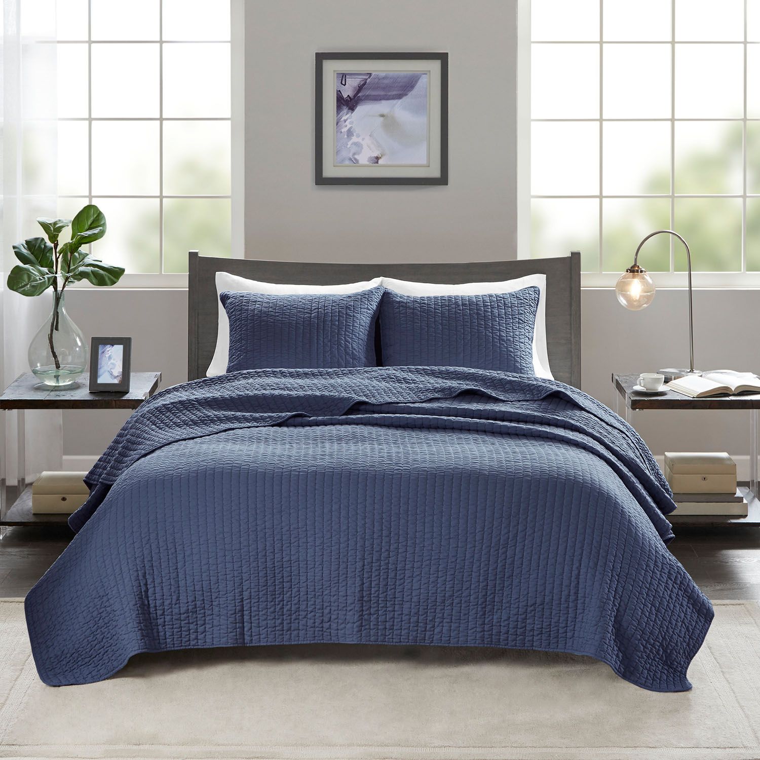 blue and white coverlet