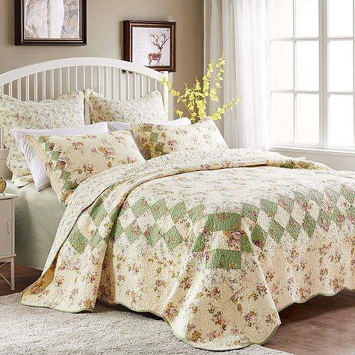 Bliss Floral Reversible Quilt Set