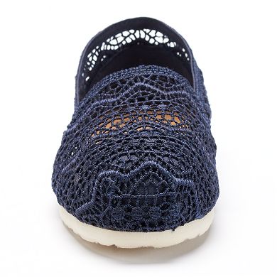 SO® Women's Crochet Slip-On Flats