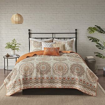 Madison Park Moraga 6 pc Quilt Set with Throw Pillows