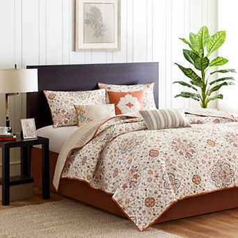 Madison Park Maya 6 pc Quilt Set with Shams and Throw Pillows