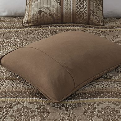 Madison Park Venetian 6-Piece Quilt Set with Shams and Decorative Pillows