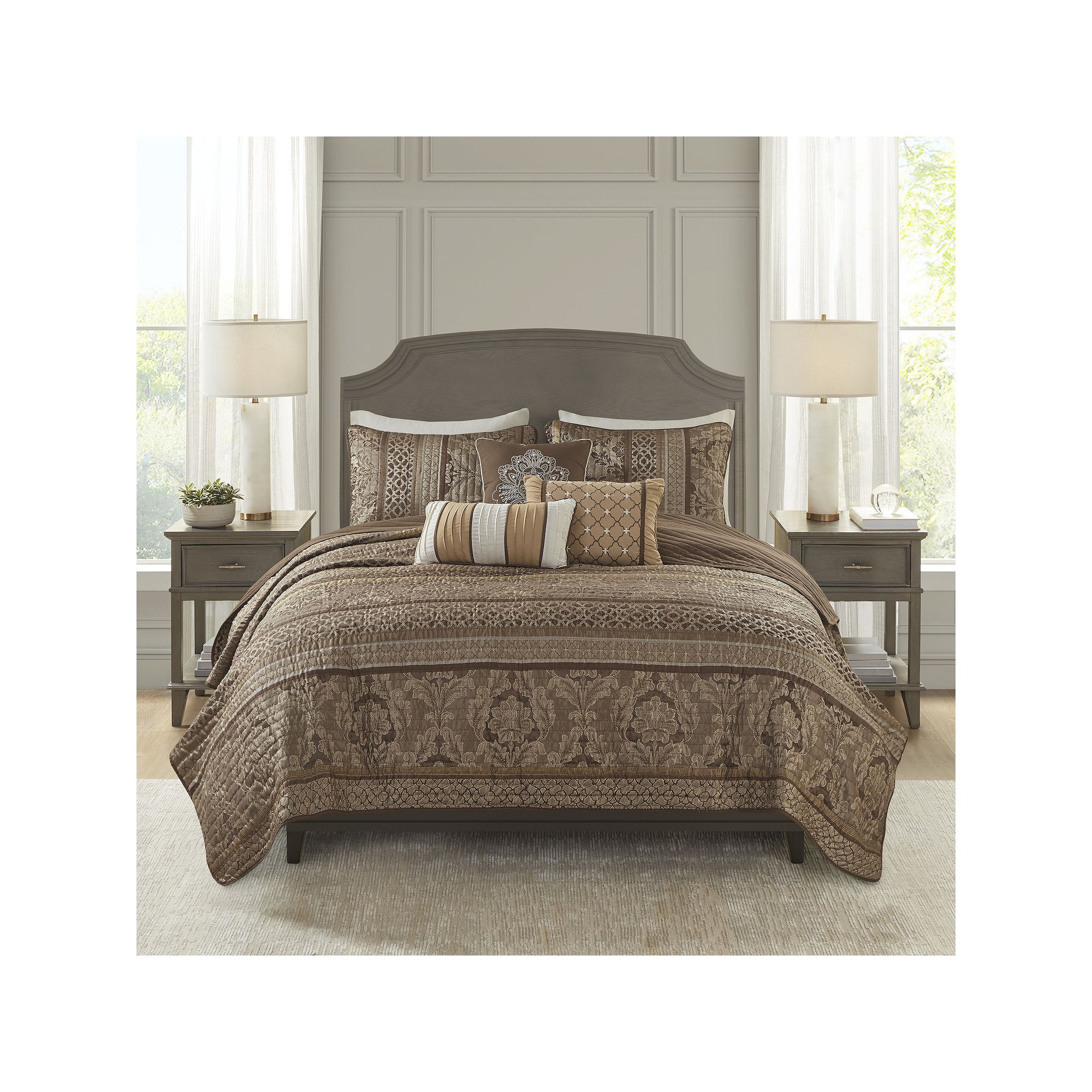 Madison Park Venetian 6-Piece Jacquard Quilt Set with Shams and Throw Pillo