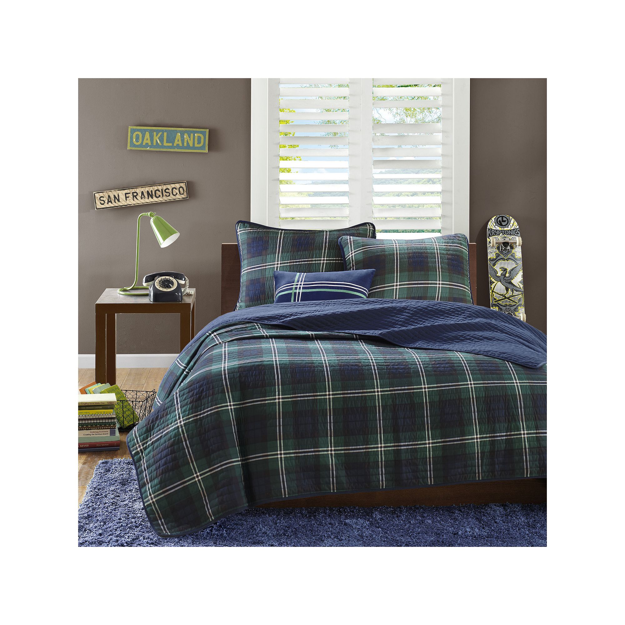 Intelligent Design Cameron Reversible Plaid Quilt Set with Throw Pillow, Bl
