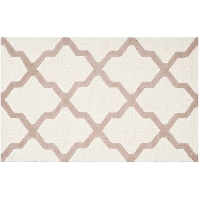 Safavieh Cambridge Lattice Wool Rug