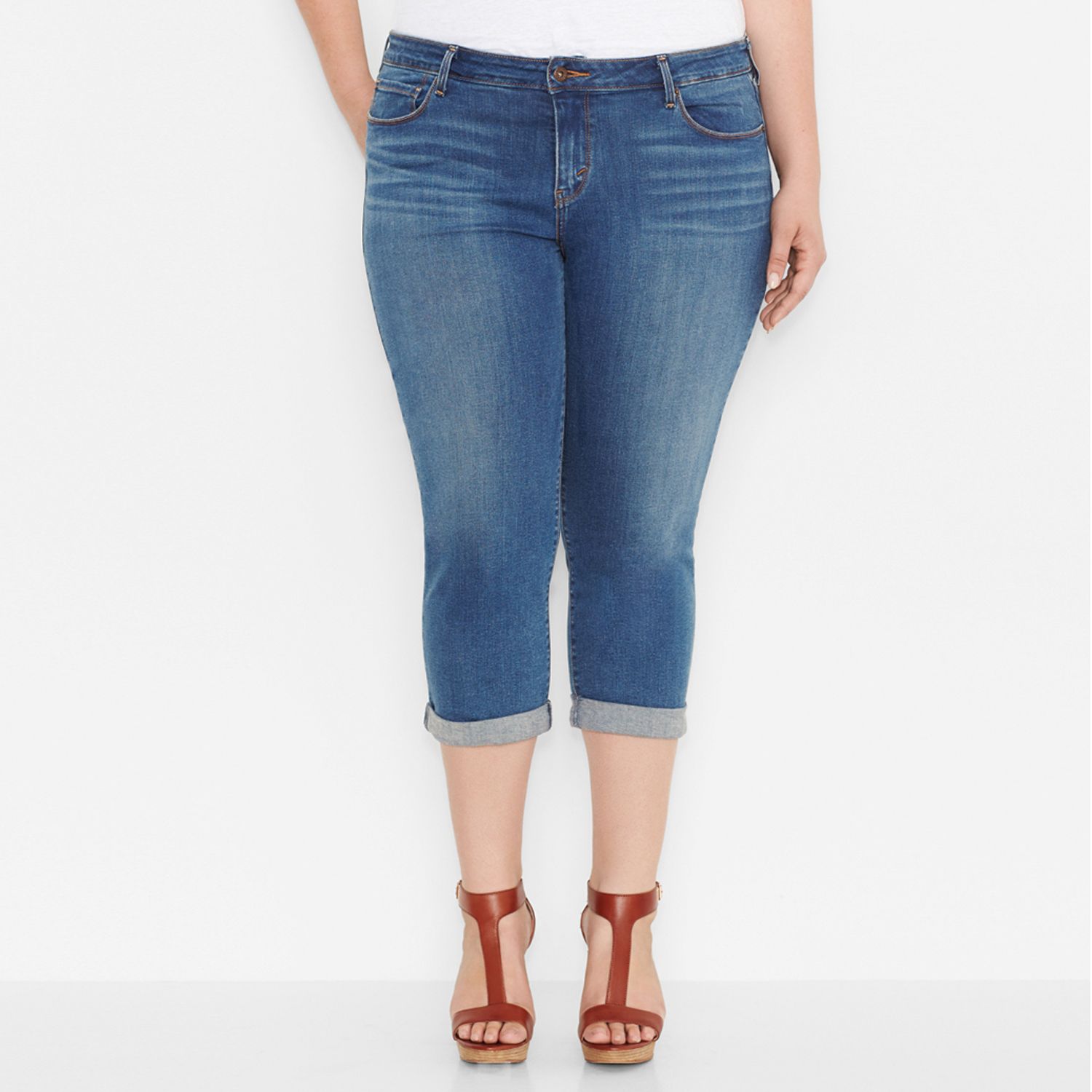 levi capris plus size