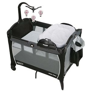 Graco Pack 'N Play Portable Napper & Changer Playard