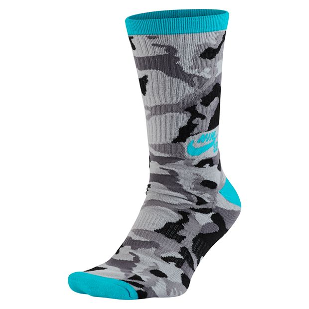 Mens nike deals camo socks