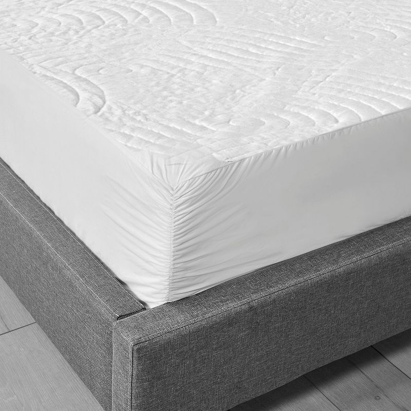 Sealy Clean Luxury Waterproof Stain-Release Mattress Protector, White, Twin