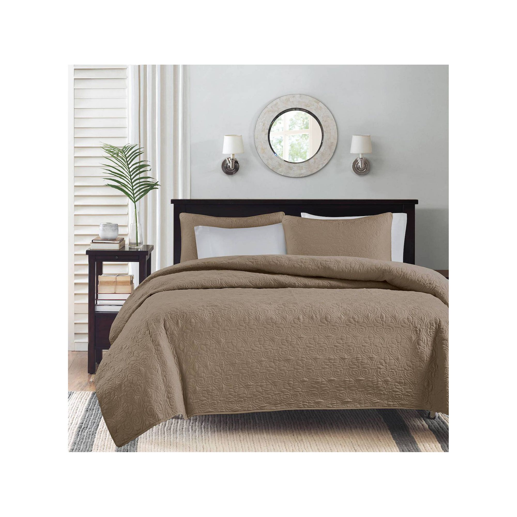 Madison Park Mansfield Reversible Antimicrobial Quilt Set, Green