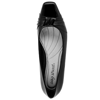 Easy Street Waive Women's Dress Pumps