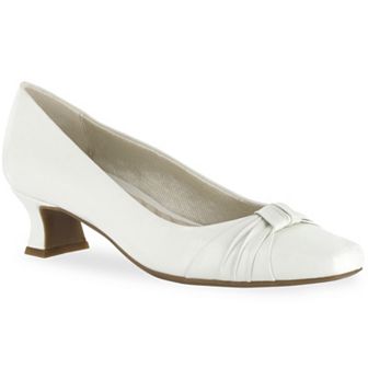 Easy Street Waive Women's Dress Pumps