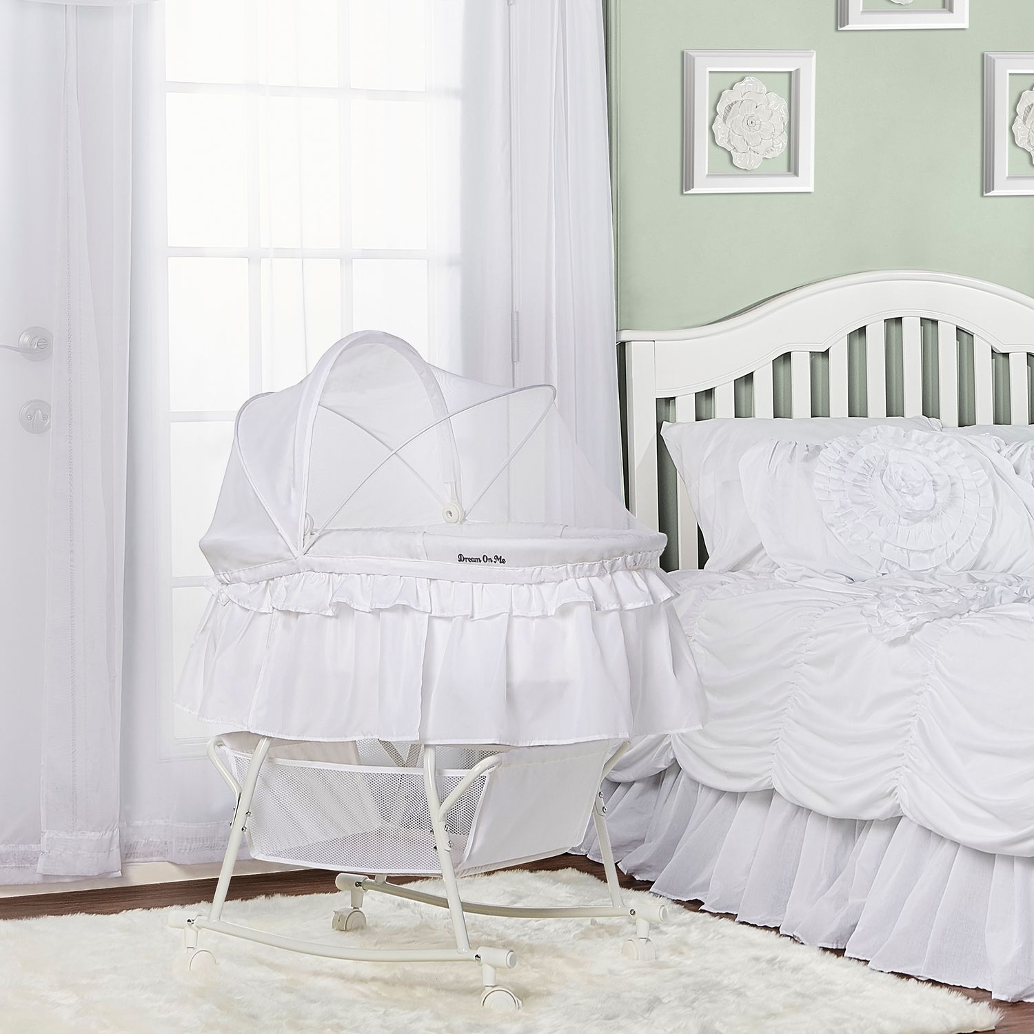 kohls baby bassinet