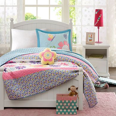 Intelligent Design Blooming Butterflies Reversible Quilt Set with Shams and Decorative Pillows