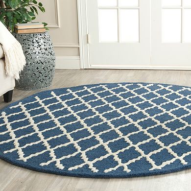 Safavieh Cambridge Lattice Wool Rug