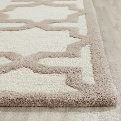 Safavieh Cambridge Trellis Wool Rug