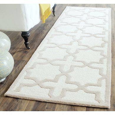 Safavieh Cambridge Trellis Wool Rug