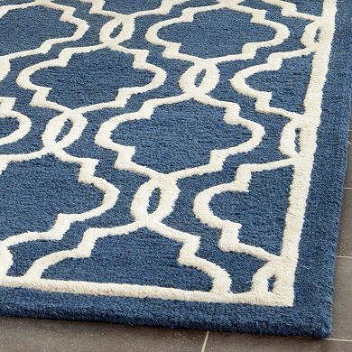 Safavieh Cambridge Trellis Overlap Wool Rug