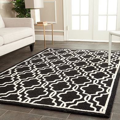 Safavieh Cambridge Trellis Overlap Wool Rug