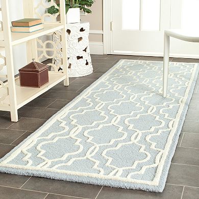 Safavieh Cambridge Trellis Overlap Wool Rug