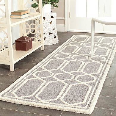 Safavieh Cambridge Lattice Link Wool Rug