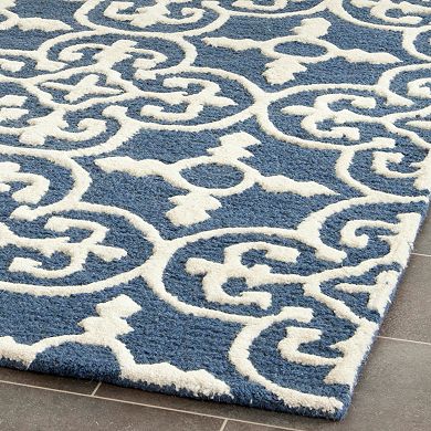 Safavieh Cambridge Ornate Clover Wool Rug