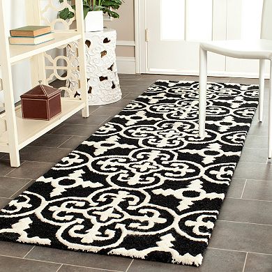 Safavieh Cambridge Ornate Clover Wool Rug