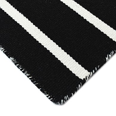 Liora Manne Sorrento Pinstripe Reversible Indoor Outdoor Rug