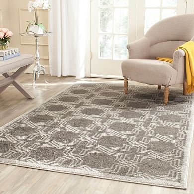 Safavieh Amherst Criss Cross Indoor Outdoor Rug
