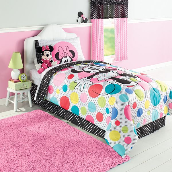 Disney S Minnie Mouse Reversible Comforter Twin