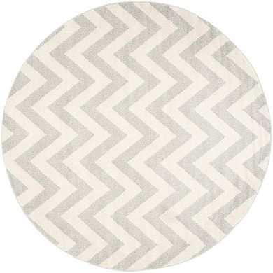 Safavieh Amherst Chevron Stripe Indoor Outdoor Rug