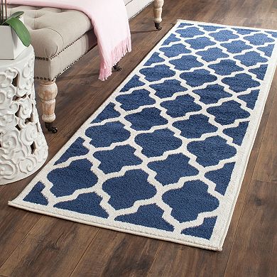 Safavieh Amherst Quatrefoil Indoor Outdoor Rug