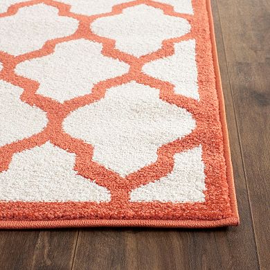 Safavieh Amherst Quatrefoil Indoor Outdoor Rug