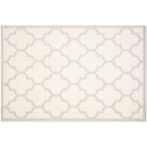Safavieh Amherst Quatrefoil Indoor Outdoor Rug
