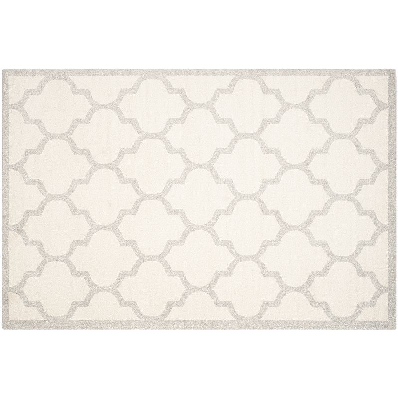 Safavieh Amherst Quatrefoil Indoor Outdoor Rug, Beig/Green, 8X10 Ft