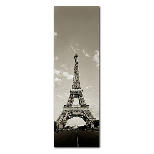 Trademark Fine Art “Tour de Eiffel” Canvas Wall Art