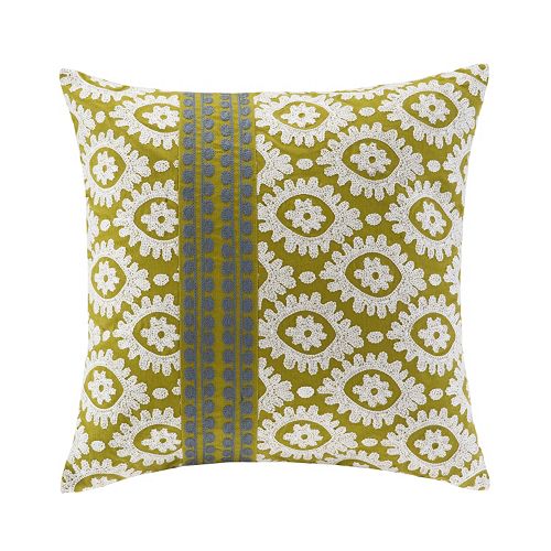 HH Suzanna Medallion Throw Pillow