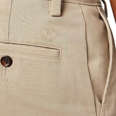 Men's Dockers® Relaxed Fit Comfort Stretch Khaki Pants D4
