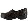 clogs shoes origin