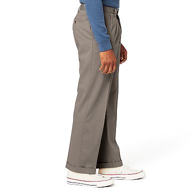 Men's Dockers® Relaxed Fit Comfort Stretch D4 Pleated Cuffed Khaki Pants