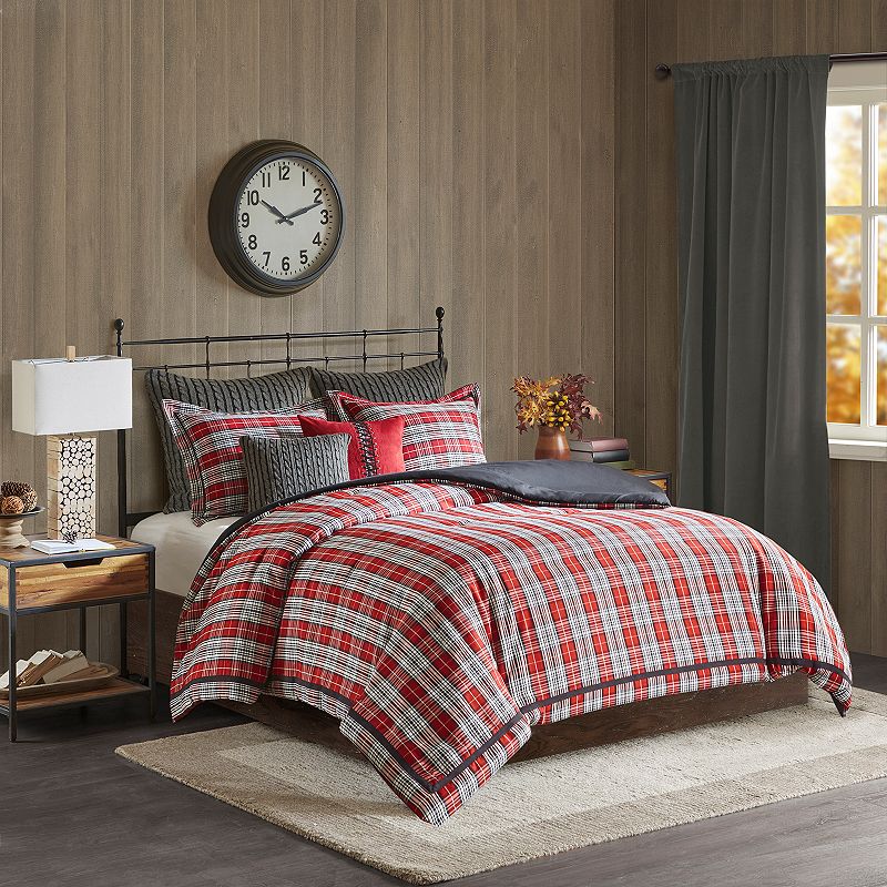 Woolrich Williamsport Comforter Set, Red, Queen Wrap up with this Woolrich Williamsport comforter set. In multi.FEATURES Jacquard pattern Luxurious microsuede QUEEN 4-PIECE SET Comforter 2 standard shams Bed skirt CONSTRUCTION & CARE Polyester Dry clean, machine wash Imported  Color: Red. Gender: unisex. Age Group: adult.
