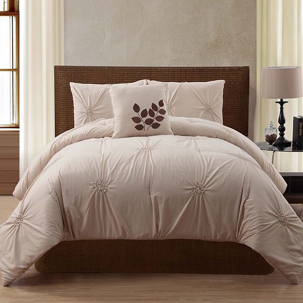 VCNY London 4pc. Comforter Set