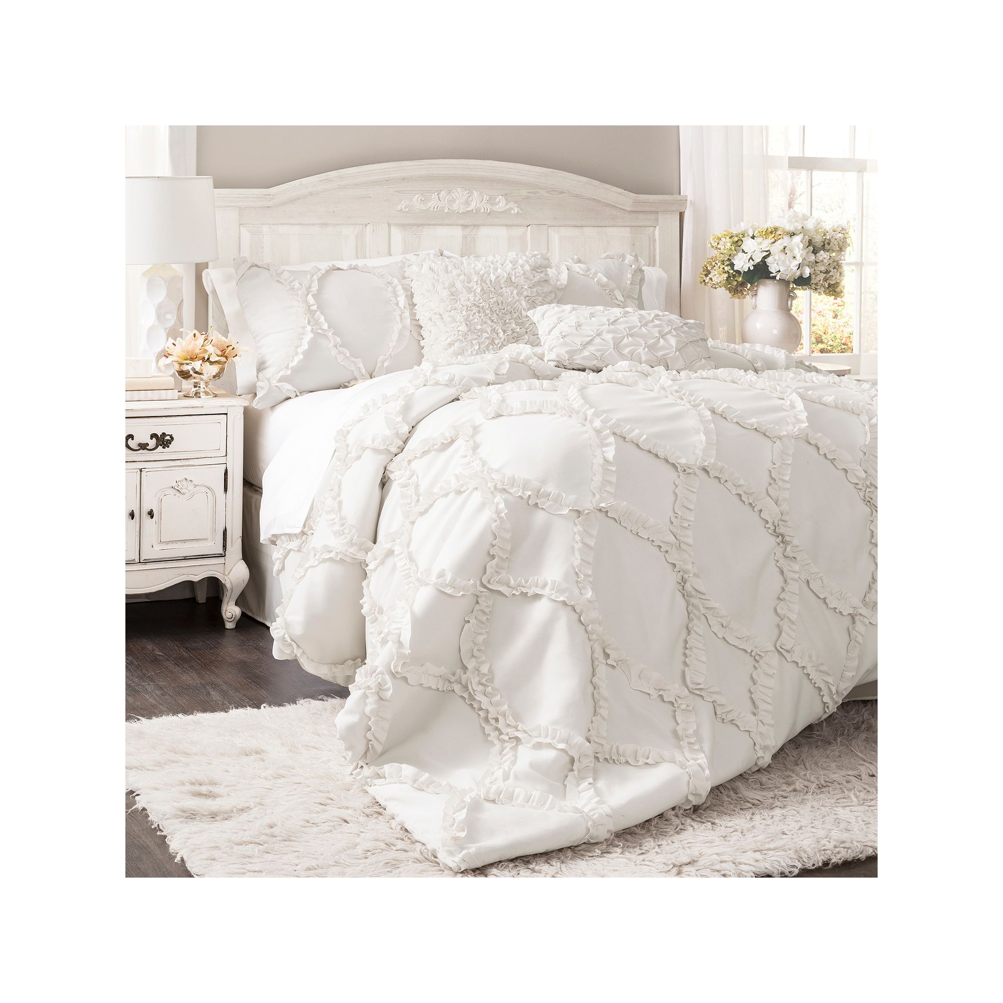 Lush Decor Avon Comforter Set, White