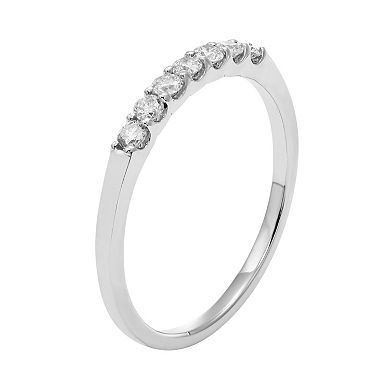 IGL Certified Diamond Wedding Ring in 14k Gold (1/4 Carat T.W.)