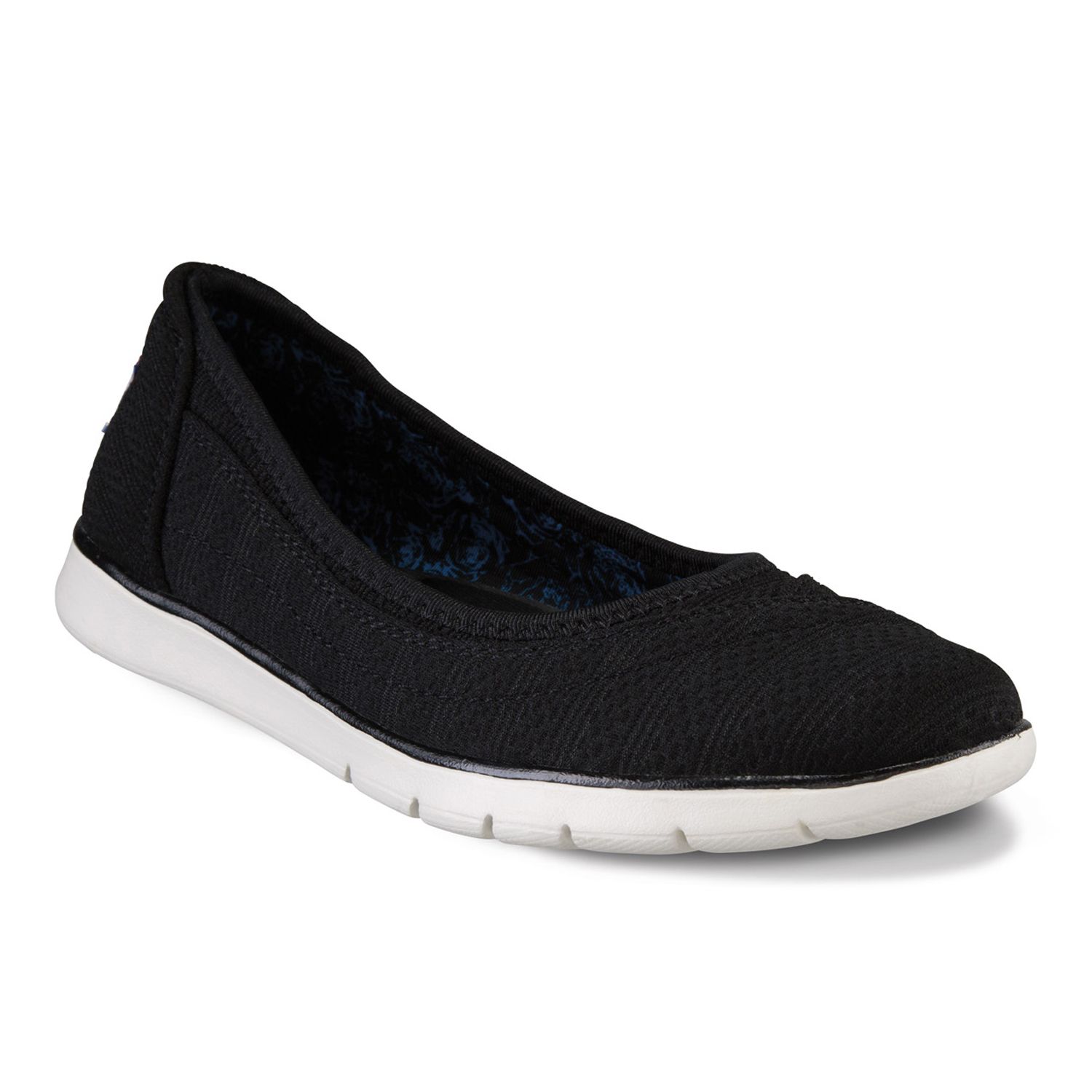 sketchers black flats