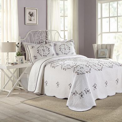 Modern Heirloom Gwen Quilted Bedspread